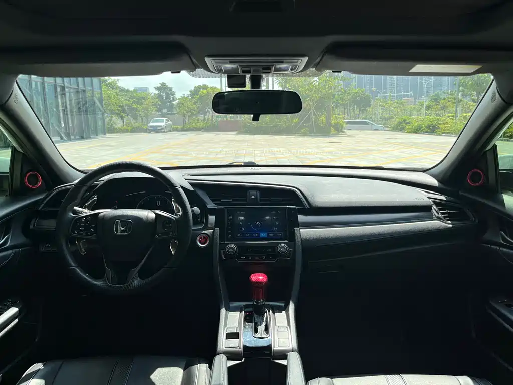 Honda Civic — фото 8
