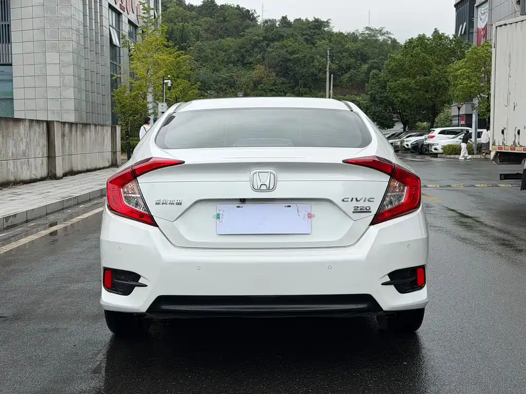 Honda Civic — фото 6