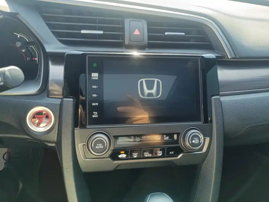 Honda Civic — фото 13