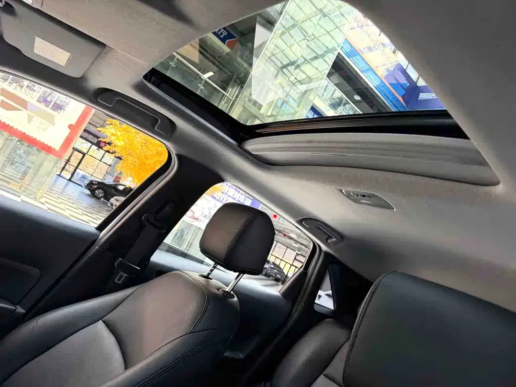 Honda Fit — фото 7
