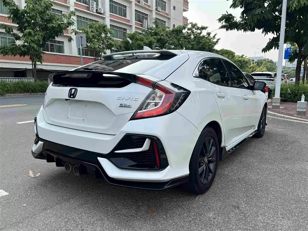 Honda Civic — фото 8