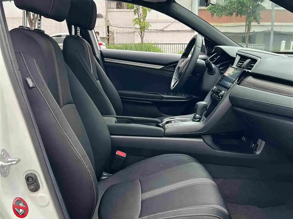 Honda Civic — фото 9