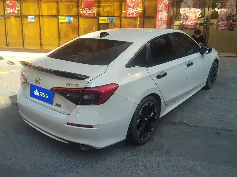 Honda Civic — фото 3