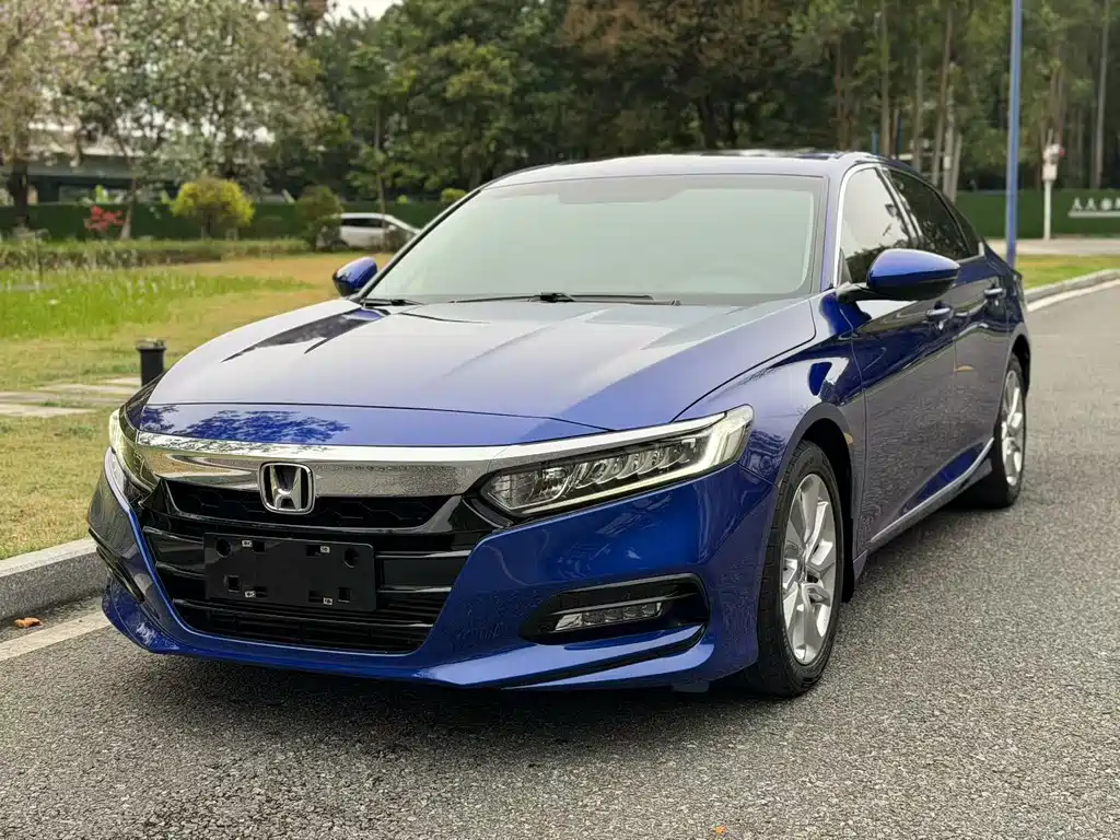 Honda Accord — фото 2