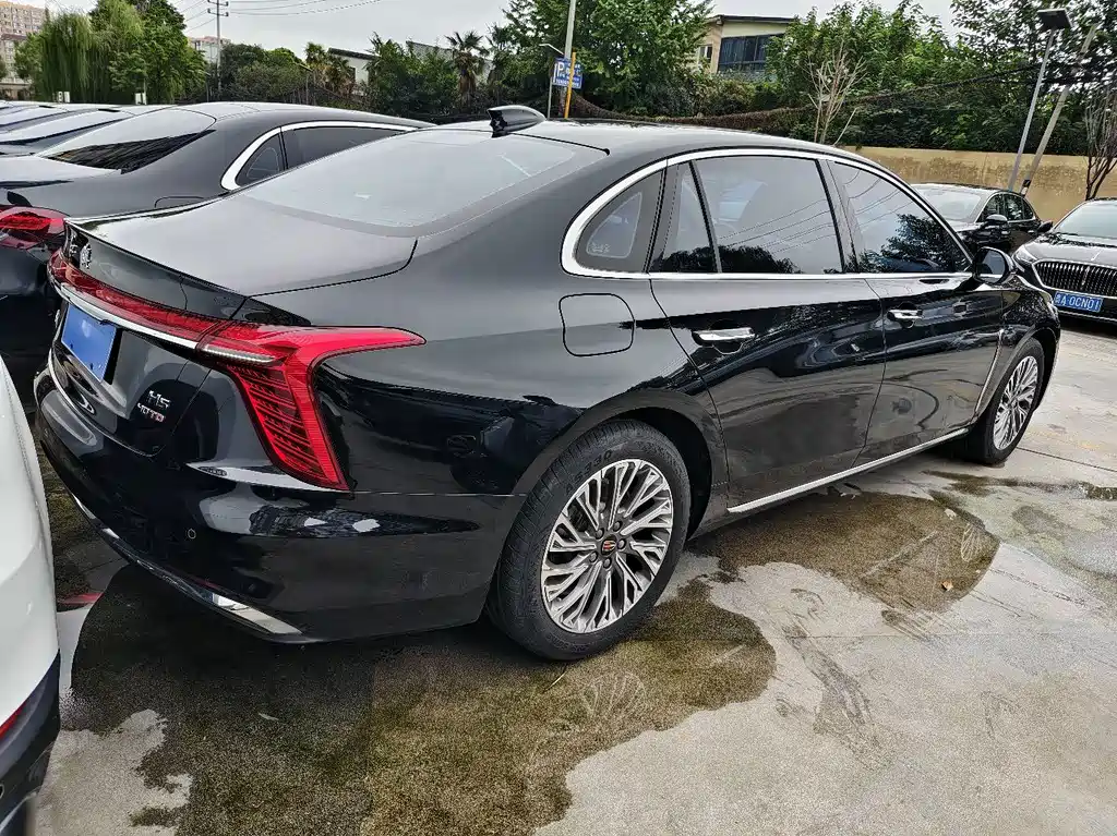Hongqi Hongqi H5 — фото 14