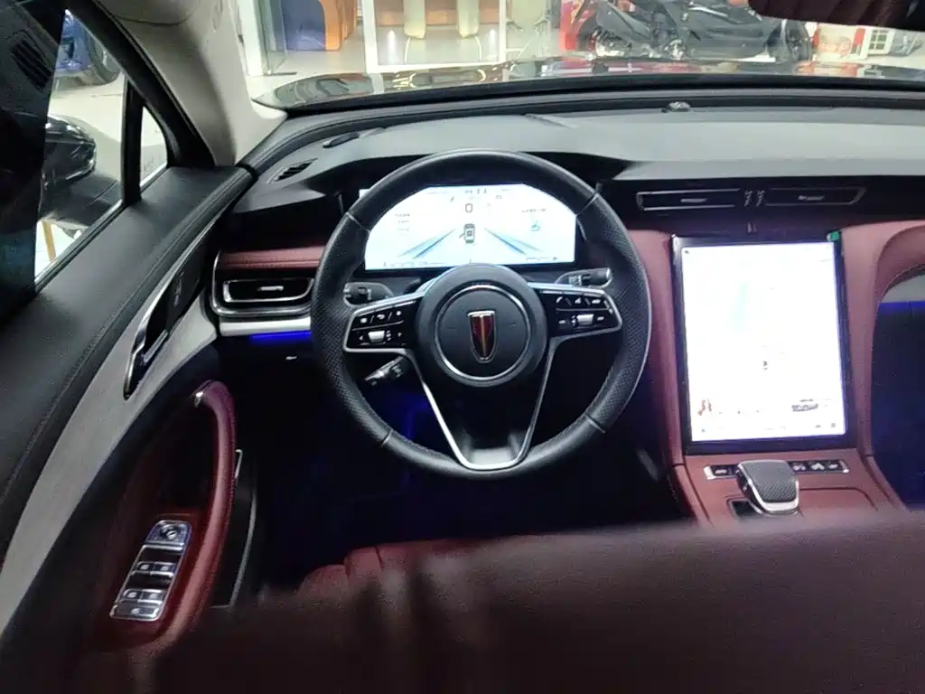 Hongqi Hongqi H5 — фото 11