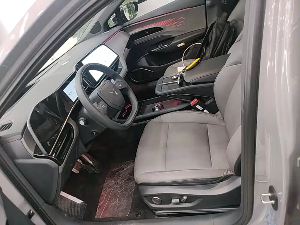 Hongqi Hongqi EH7 — фото 20