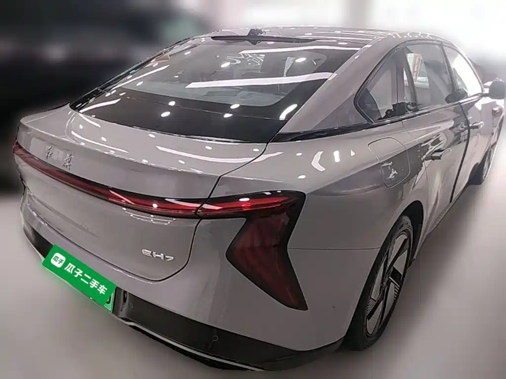 Hongqi Hongqi EH7 — фото 10
