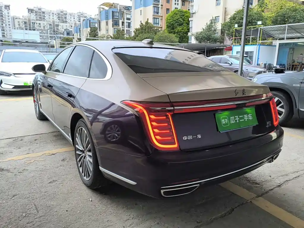 Hongqi Hongqi H9 — фото 5