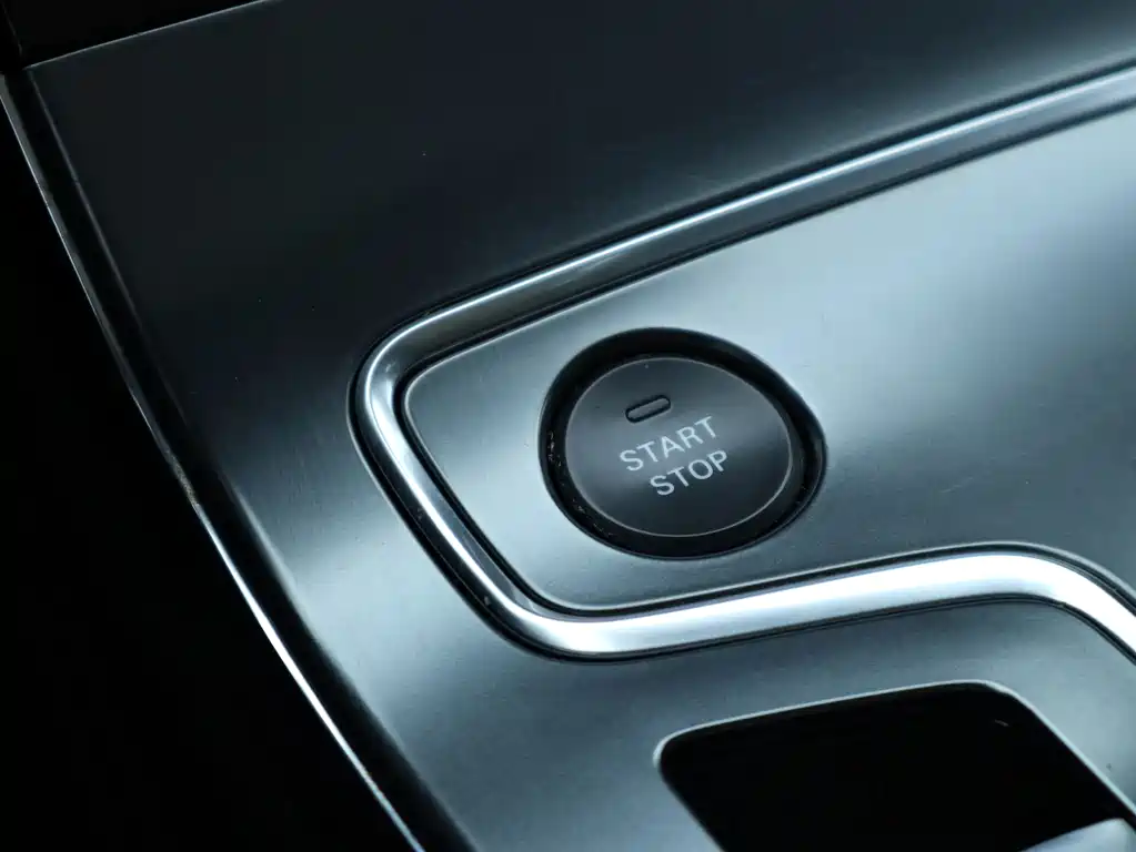 Hongqi Hongqi H5 — фото 19