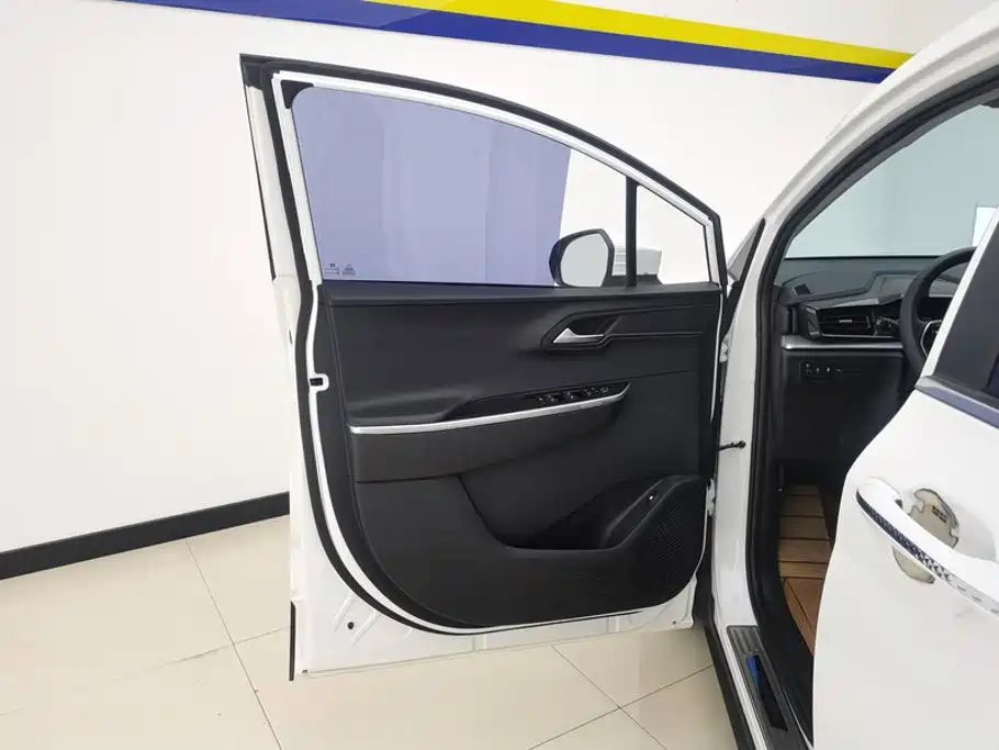 Hyundai Custo — фото 7