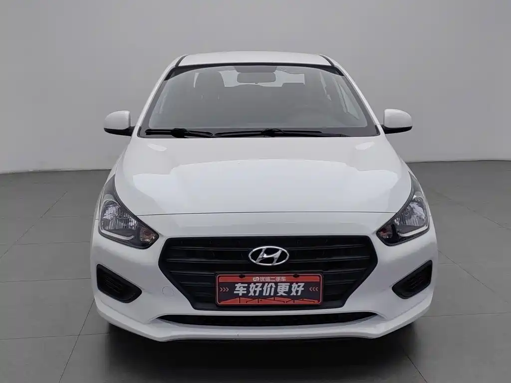 Hyundai Verna — фото 3