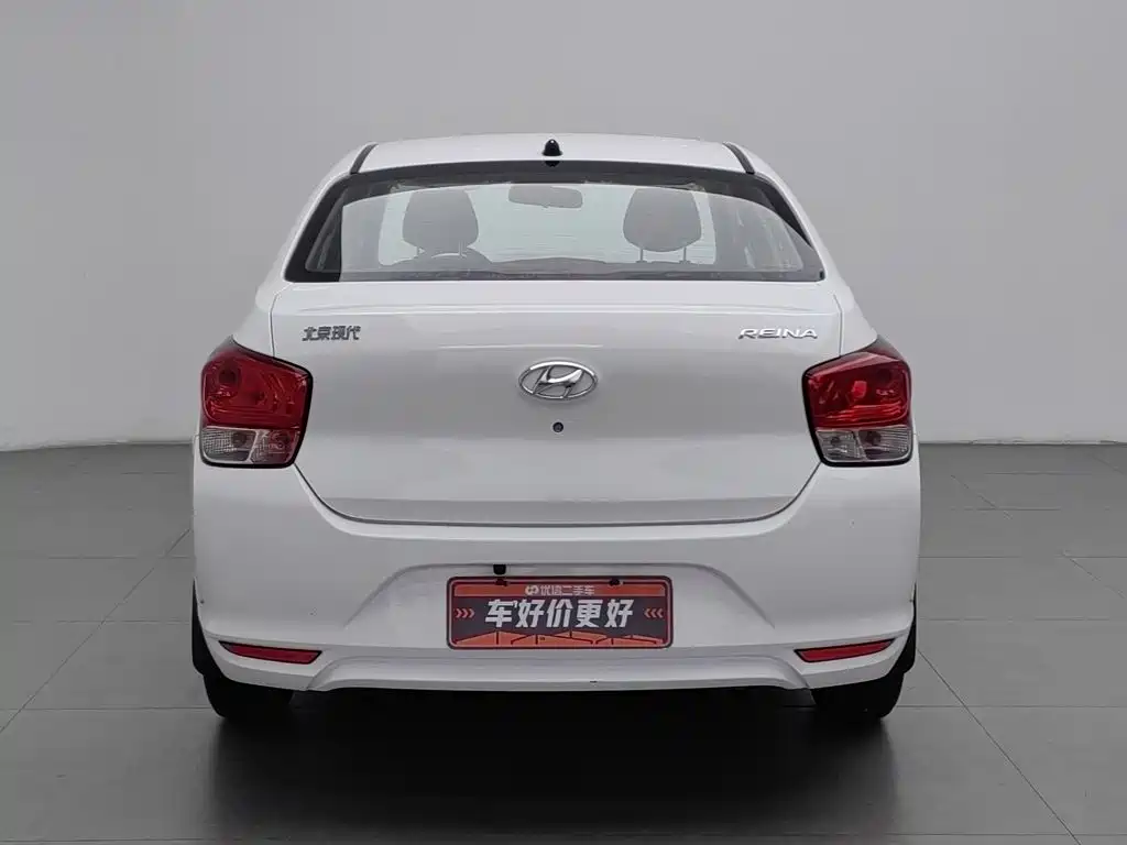Hyundai Verna — фото 4
