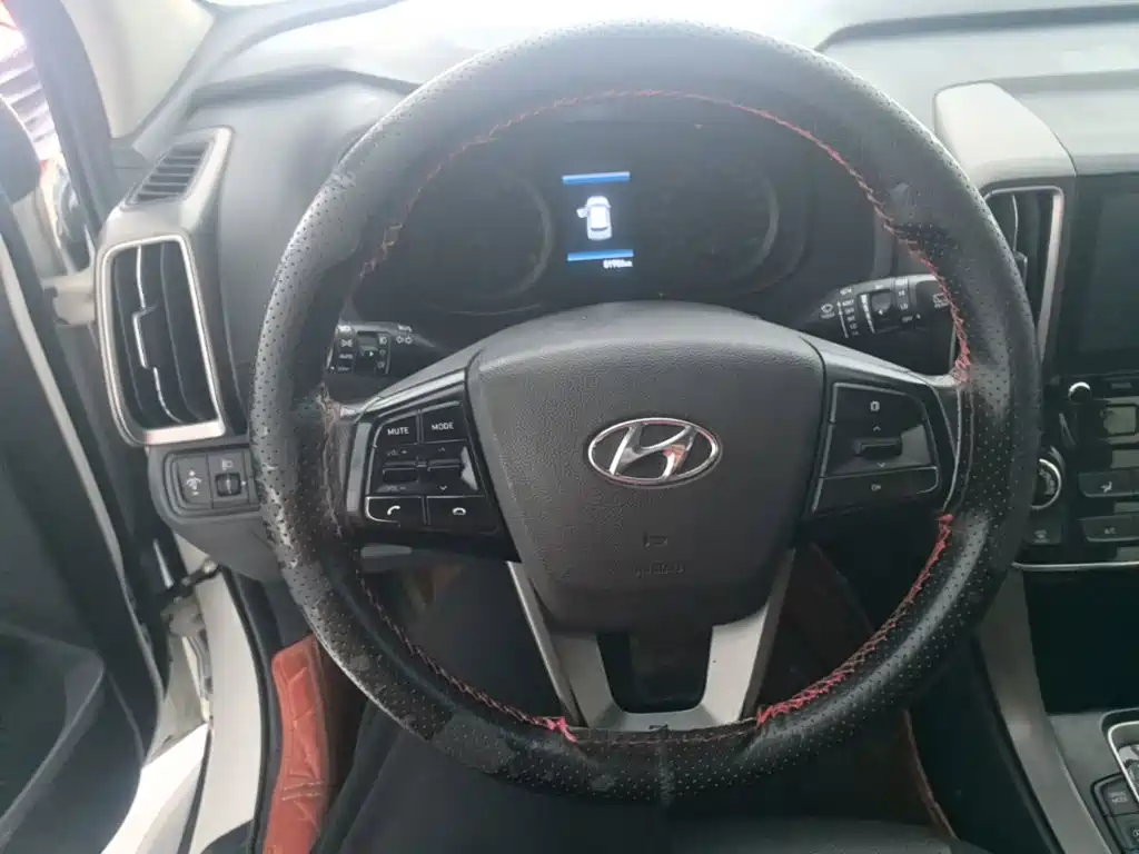 Hyundai ix35 — фото 11