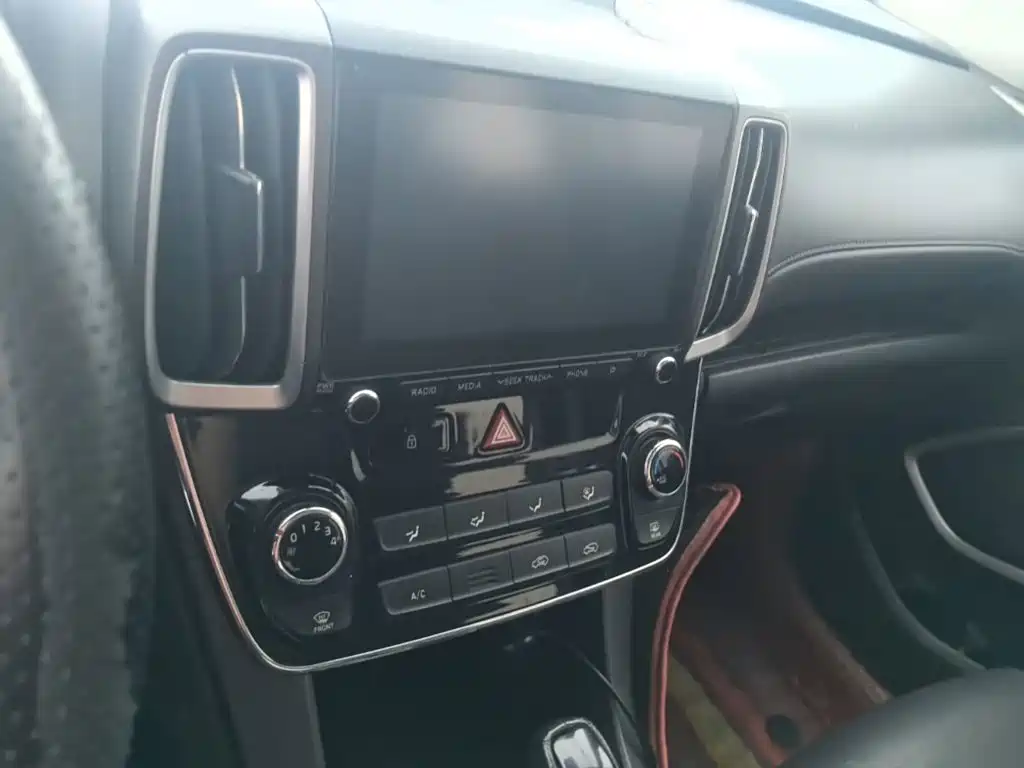 Hyundai ix35 — фото 13