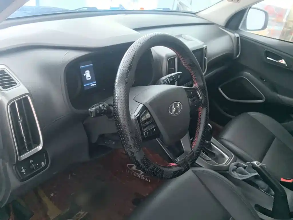 Hyundai ix35 — фото 10