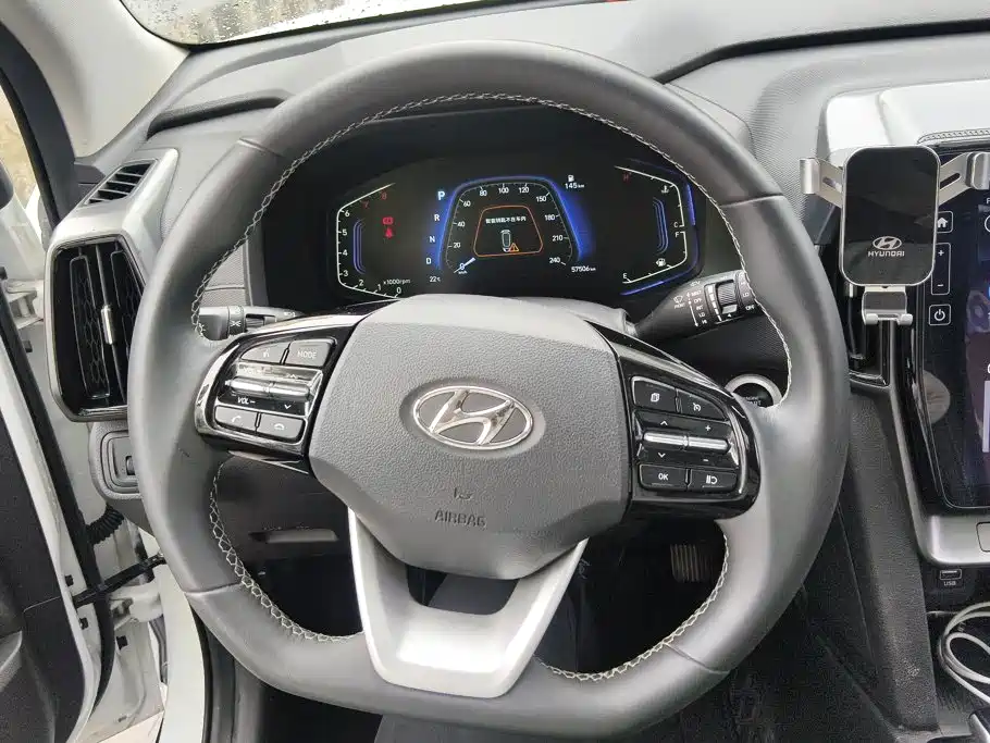 Hyundai ix35 — фото 10