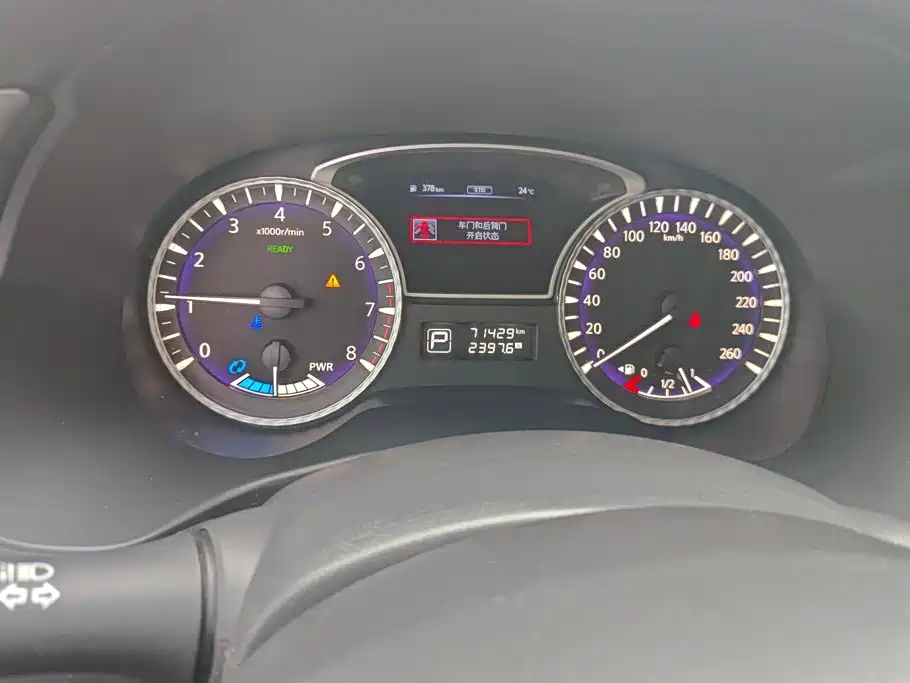 Infiniti QX60 (Import) — фото 14