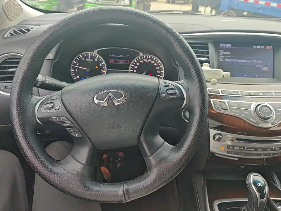 Infiniti QX60 (Import) — фото 15