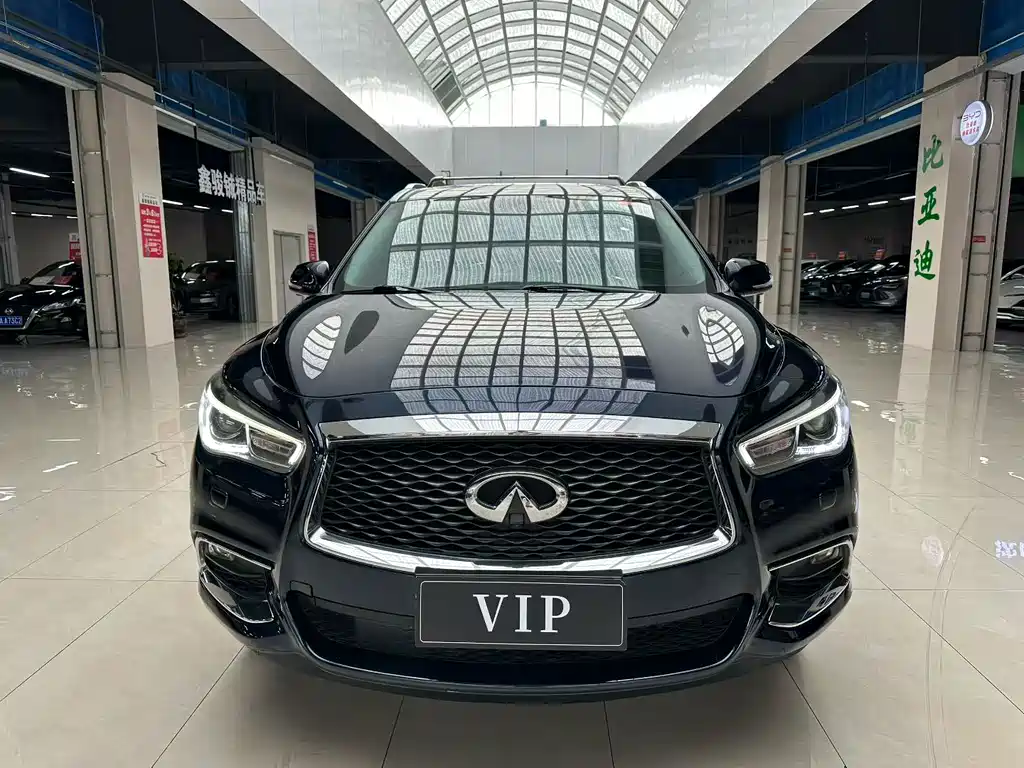 Infiniti QX60 (Import) — фото 2