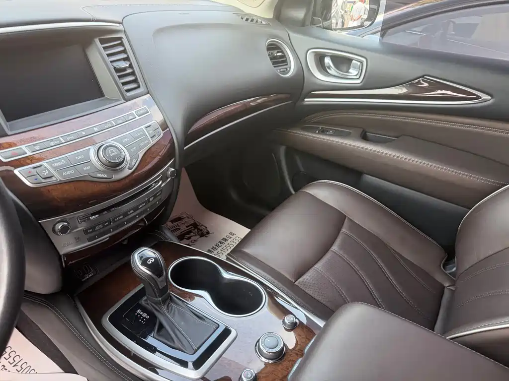 Infiniti QX60 (Import) — фото 5