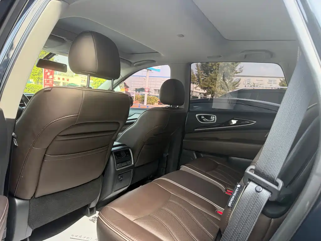 Infiniti QX60 (Import) — фото 10