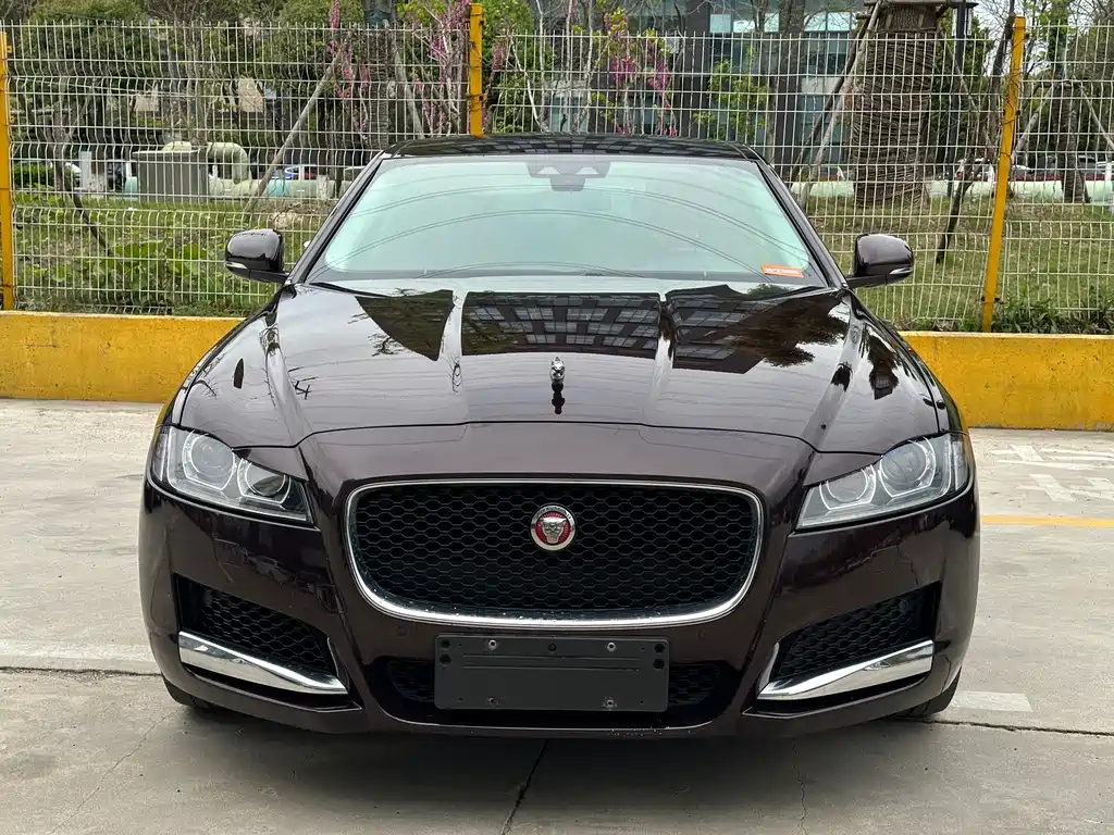 Jaguar XFL — фото 2