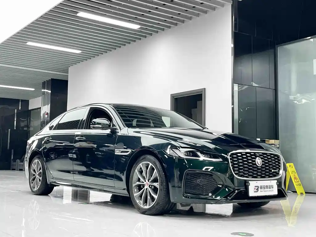 Jaguar XFL — фото 3