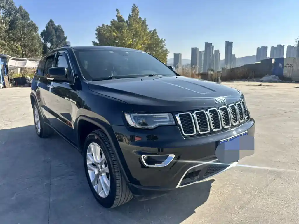 Jeep Grand Cherokee (Import) — фото 3