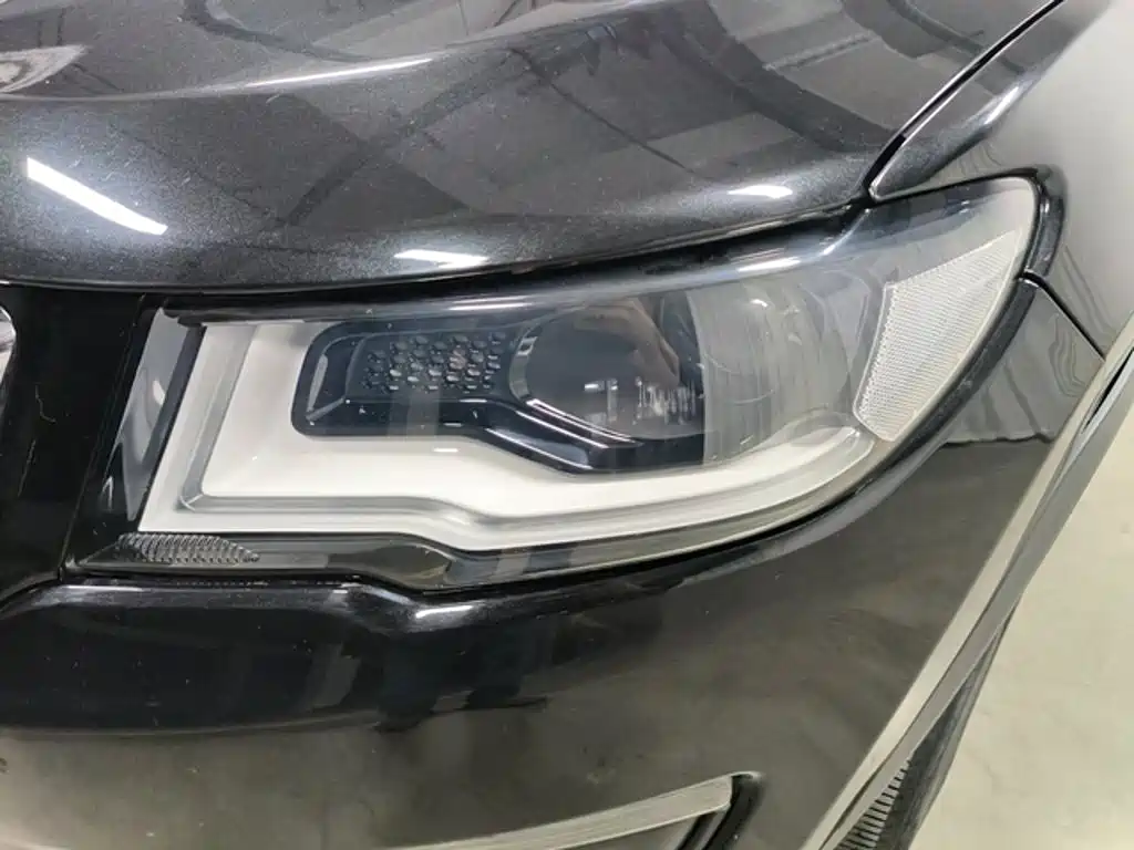 Jeep Compass — фото 15