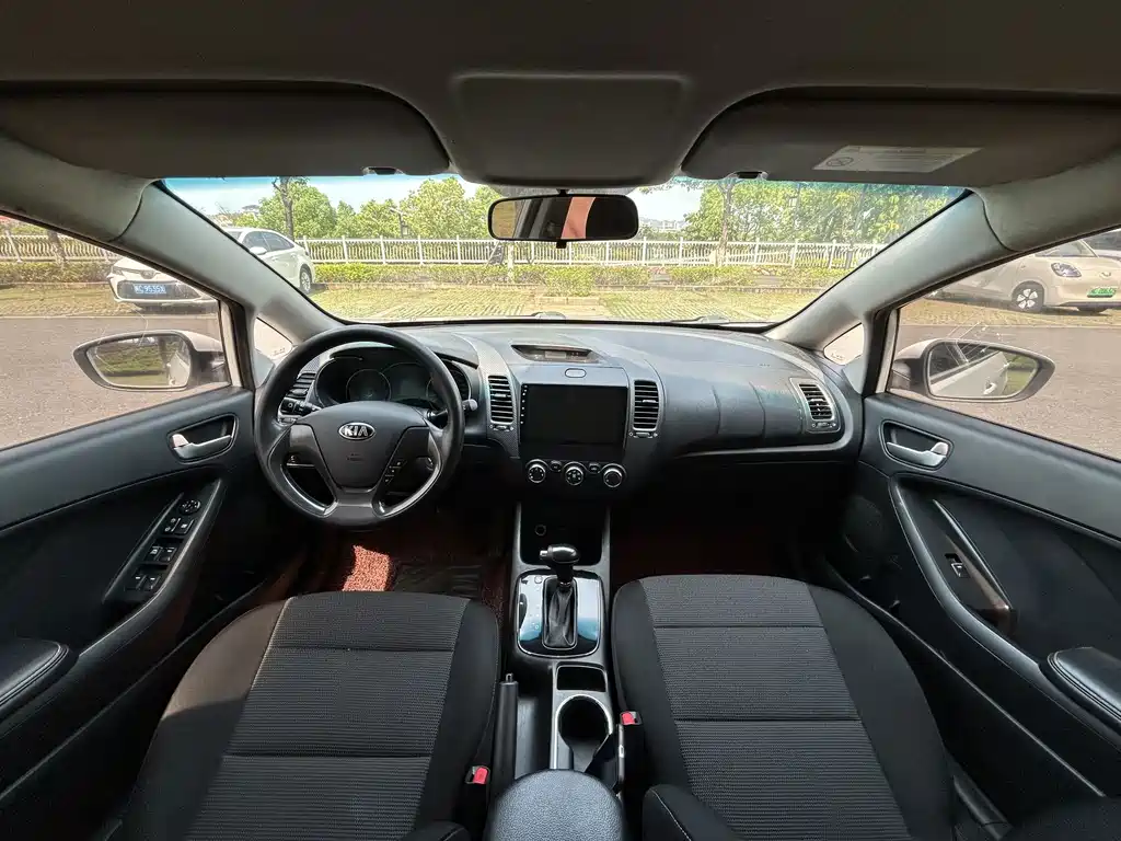 Kia K3 — фото 9