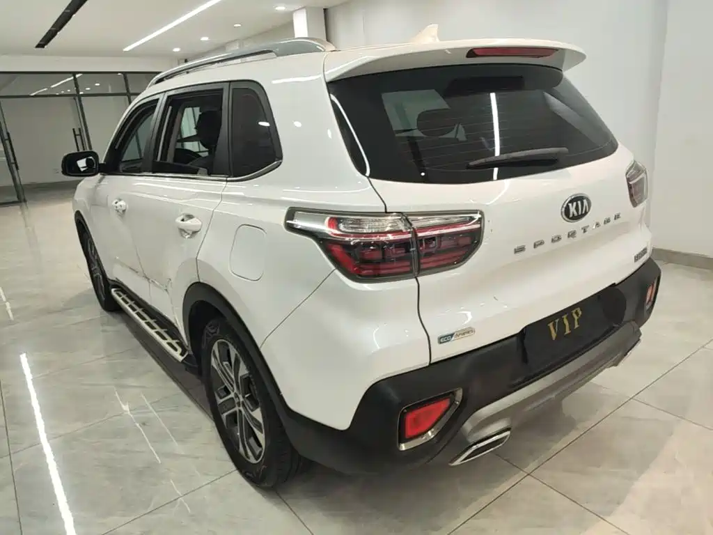 Kia Sportage — фото 5