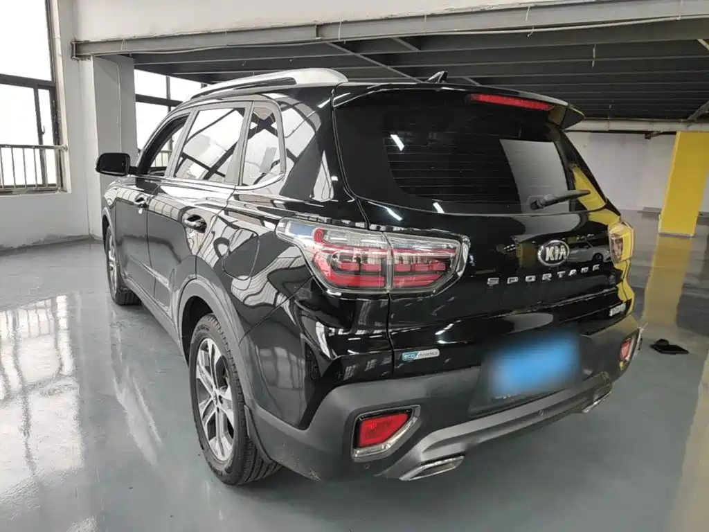 Kia Sportage — фото 5