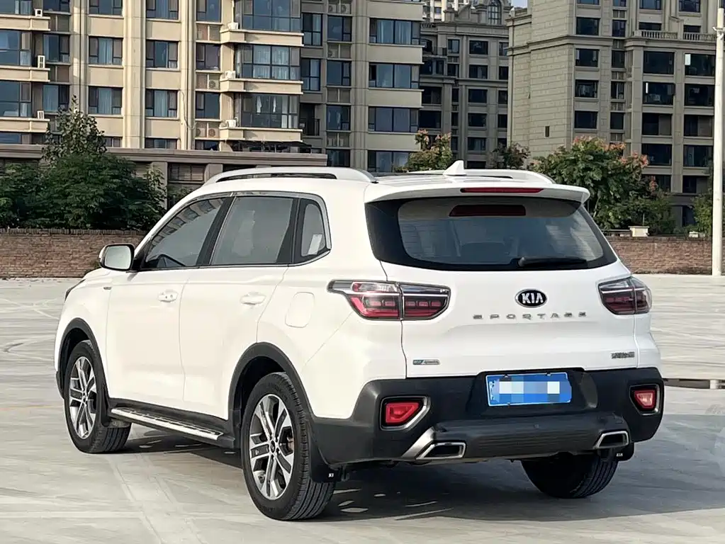 Kia Sportage — фото 9