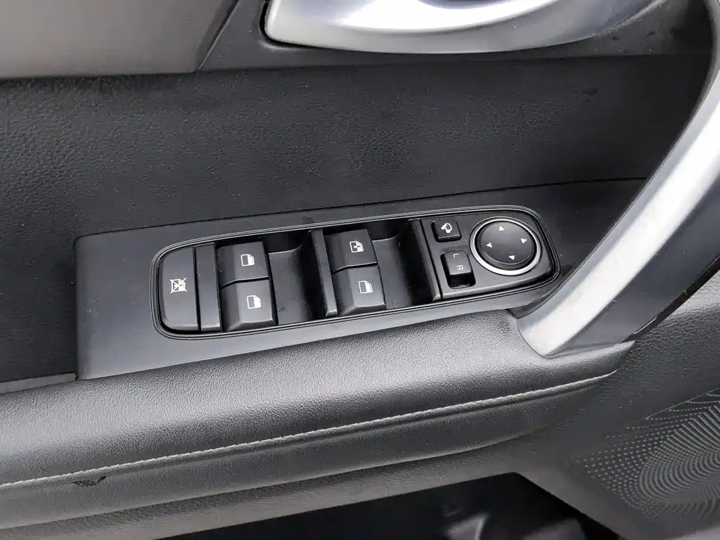 Kia Sportage — фото 9