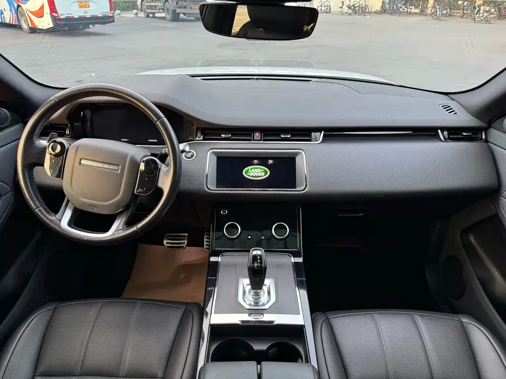Land Rover Evoque — фото 6