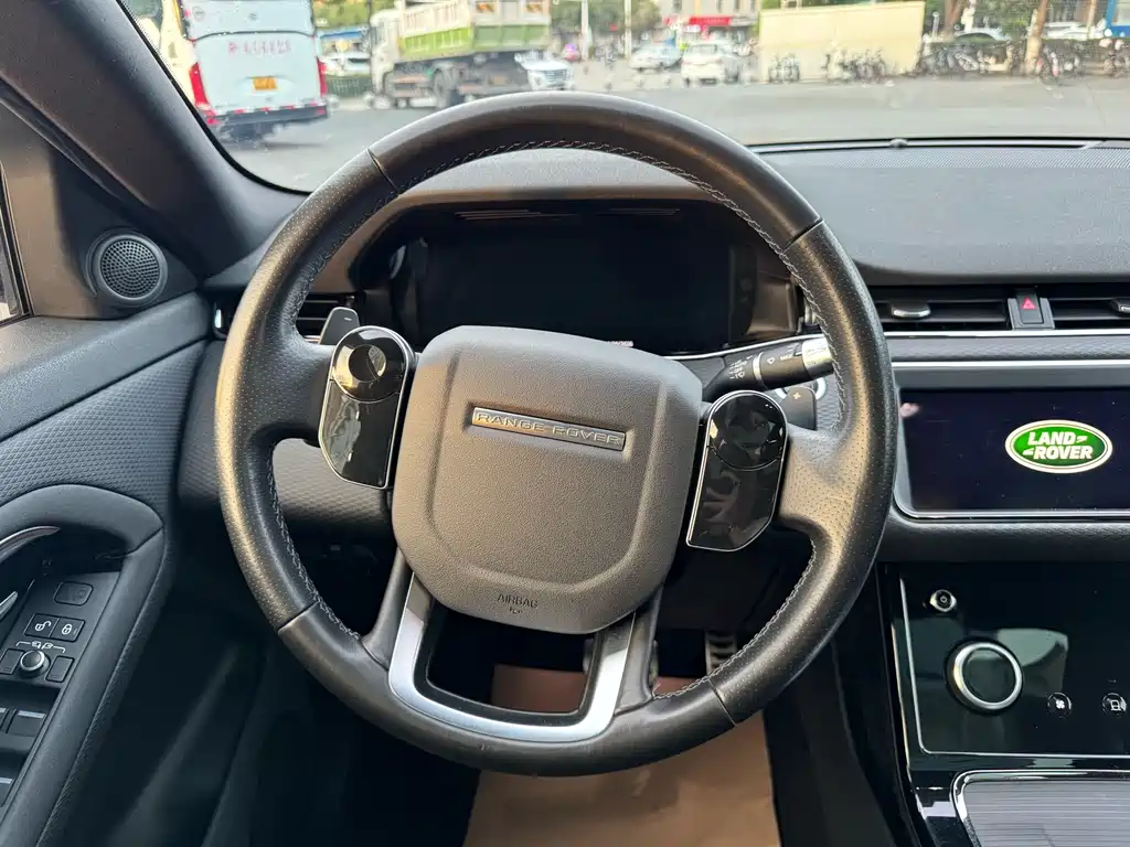 Land Rover Evoque — фото 7