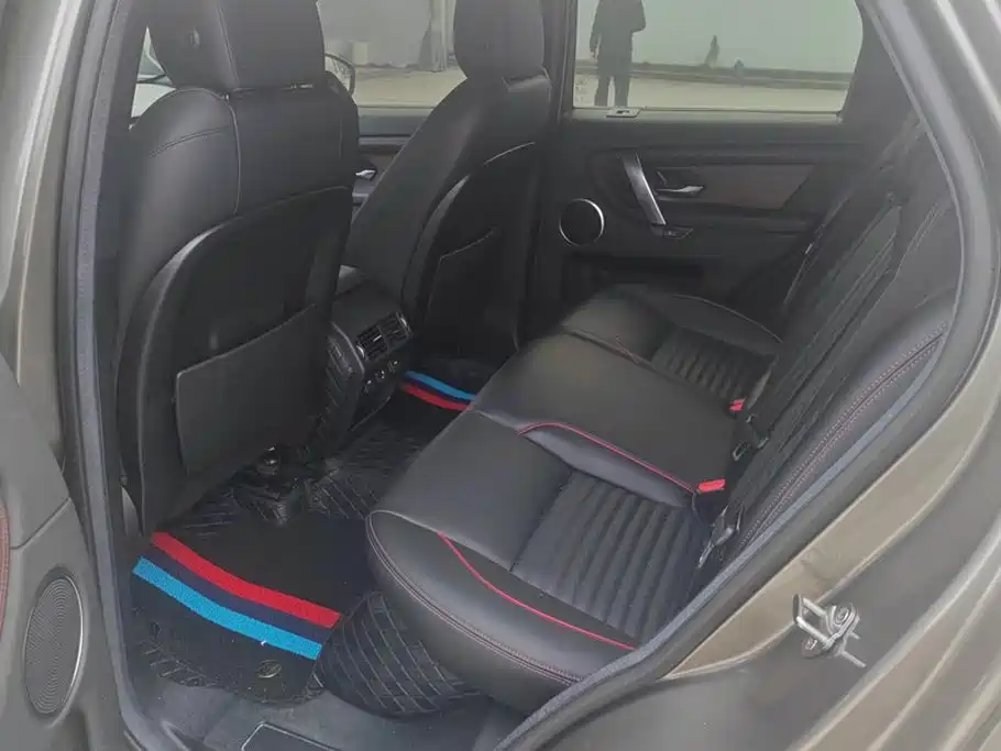 Land Rover Discovery Sport — фото 11