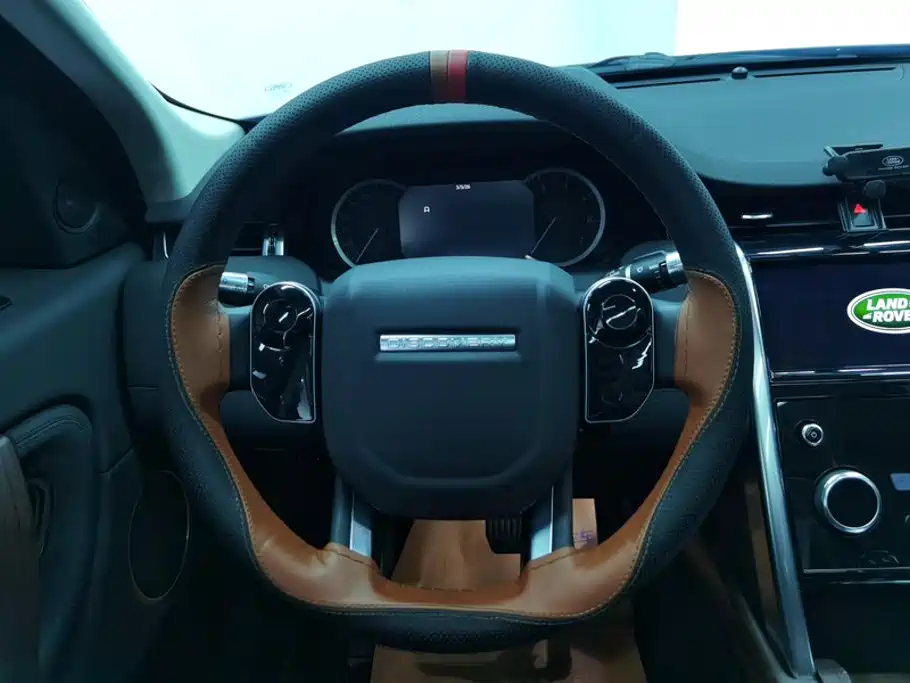 Land Rover Discovery Sport — фото 15