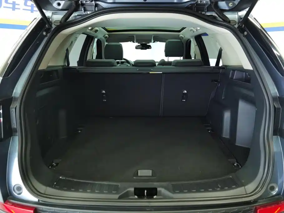 Land Rover Discovery Sport — фото 4