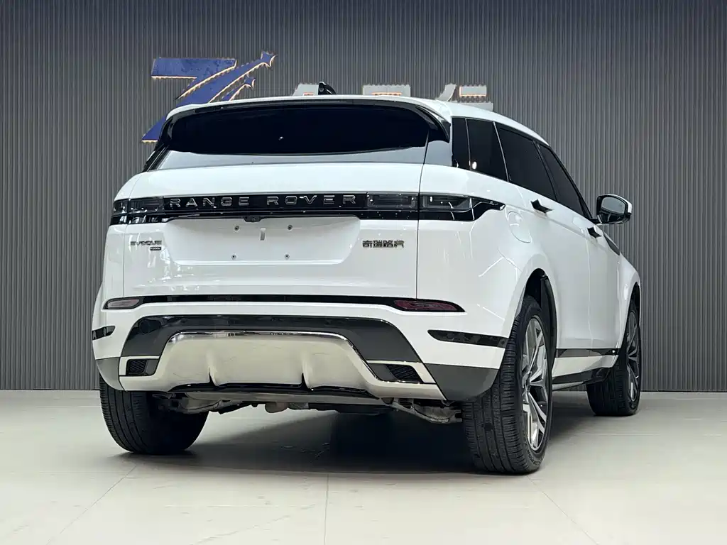 Land Rover Evoque PHEV — фото 3