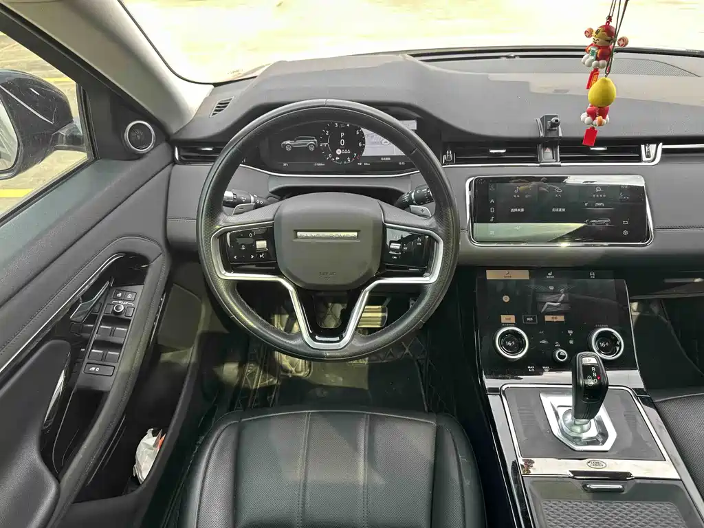 Land Rover Evoque — фото 18