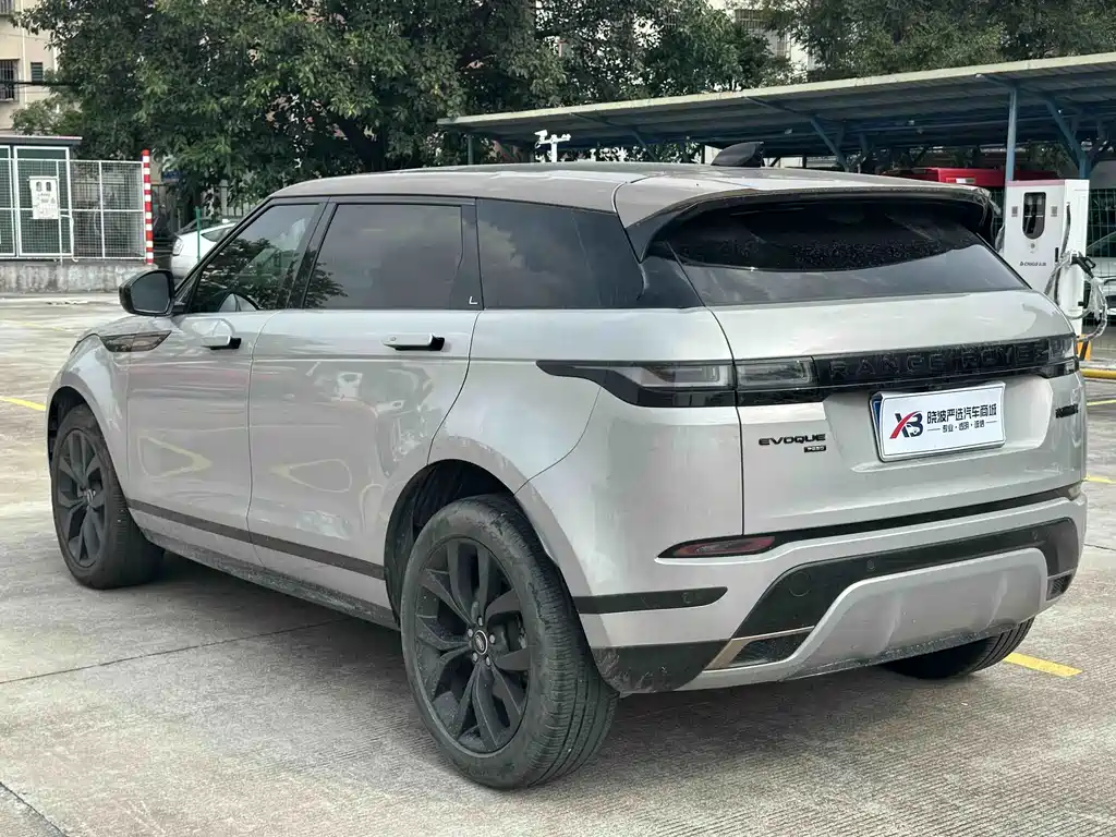 Land Rover Evoque — фото 10