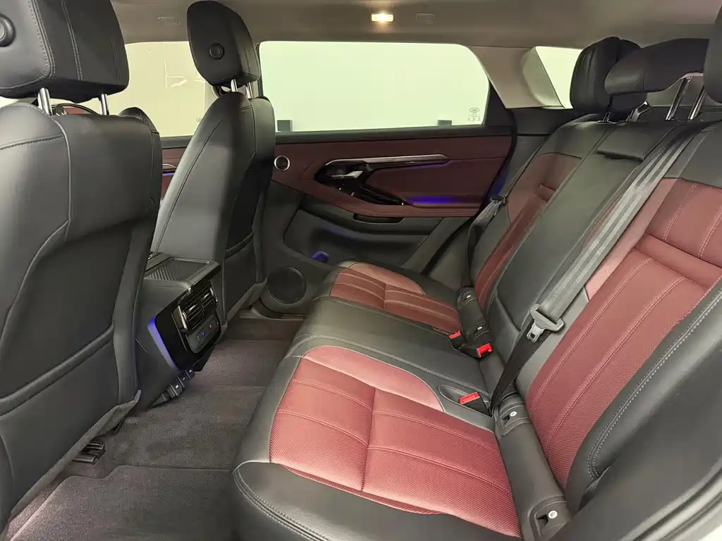 Land Rover Evoque — фото 6