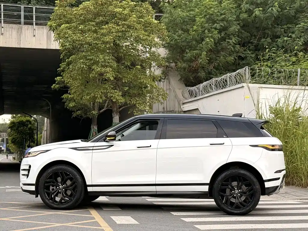 Land Rover Evoque — фото 3