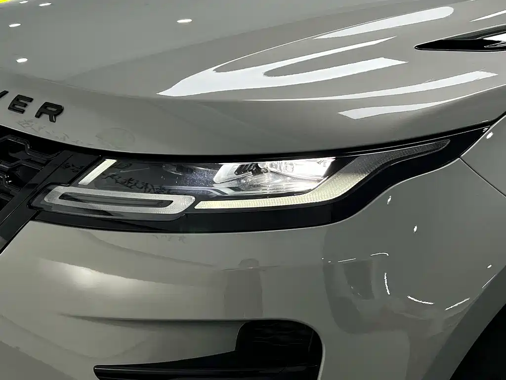 Land Rover Evoque — фото 11