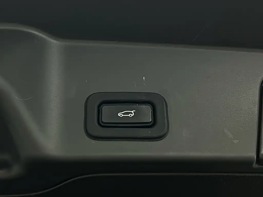 Land Rover Evoque — фото 10
