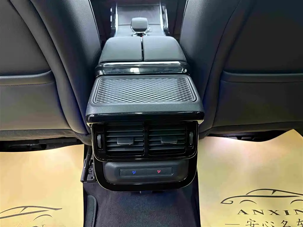Land Rover Evoque — фото 19