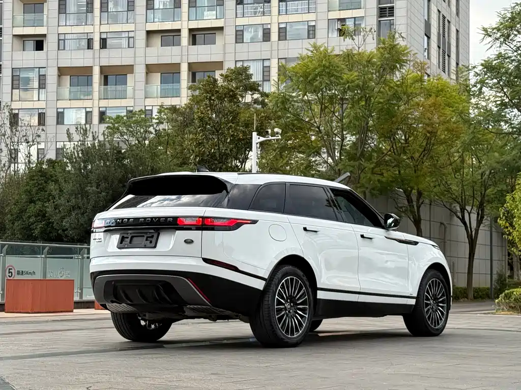 Land Rover Velar — фото 7