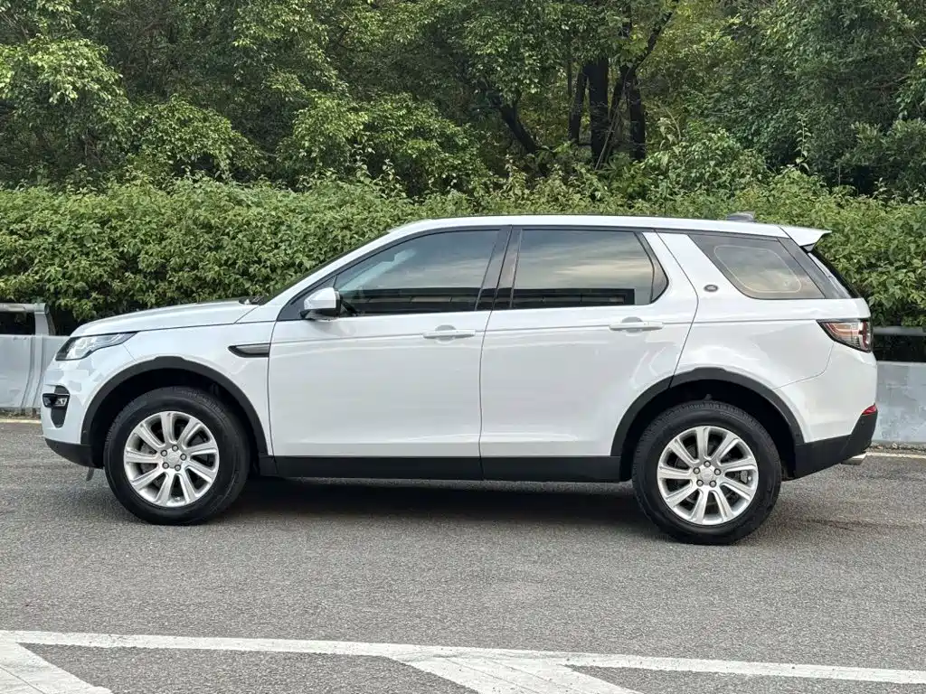 Land Rover Discovery Sport — фото 4